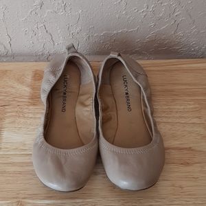 Lucky Brand ballet tan shoes Size 7/7.5
